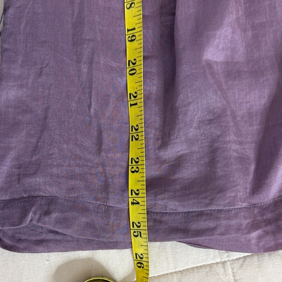 Elegant Mauve Blouse with Lace Detail - Picture 12 of 12